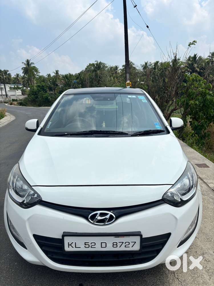 Hyundai I20 Sportz Petrol 2012