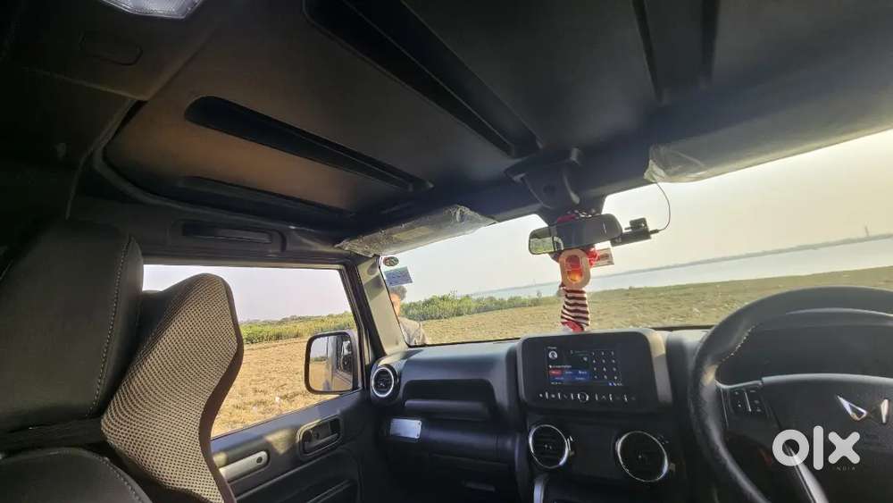 Thar Petrol Top Automatic 4wd