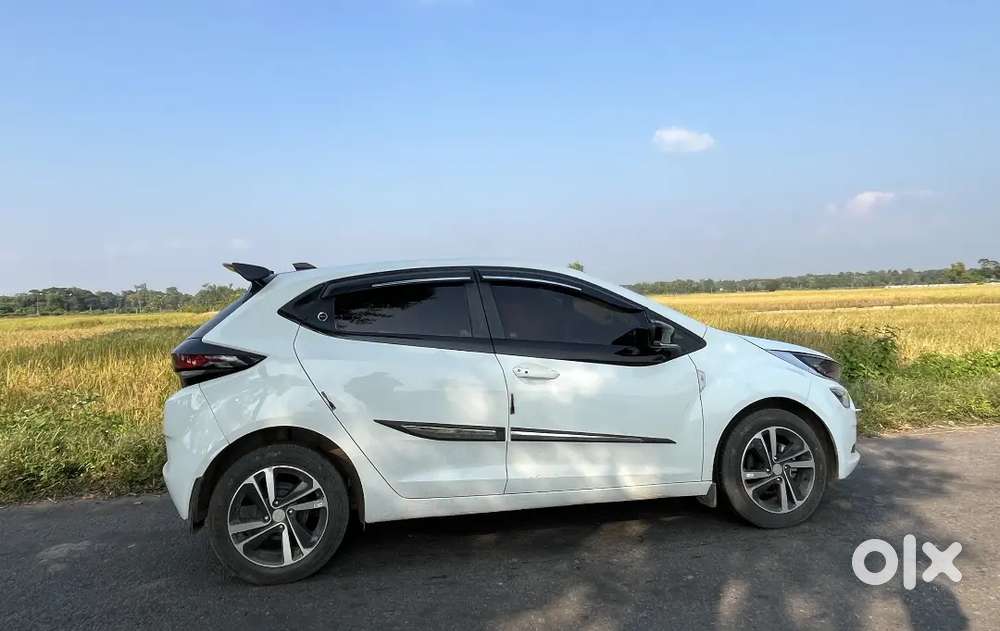 Tata Altroz 2023 Cng & Hybrids Good Condition