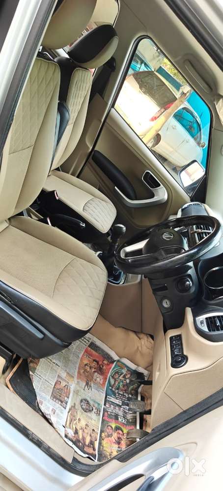 Mahindra Tuv 300 T10, 2018, Diesel