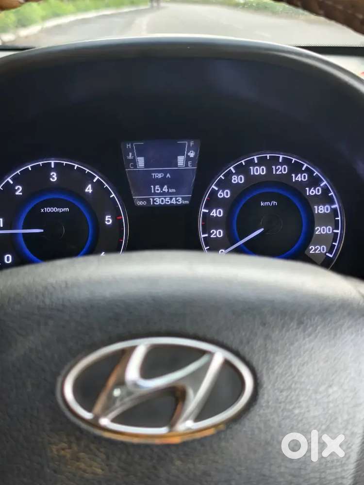 Hyundai Verna 1.6 Sx 2012