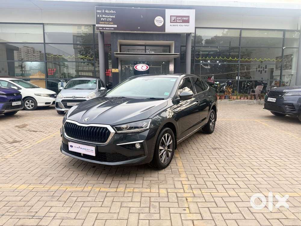 Skoda Slavia 1.0 Tsi Style At, 2023, Petrol
