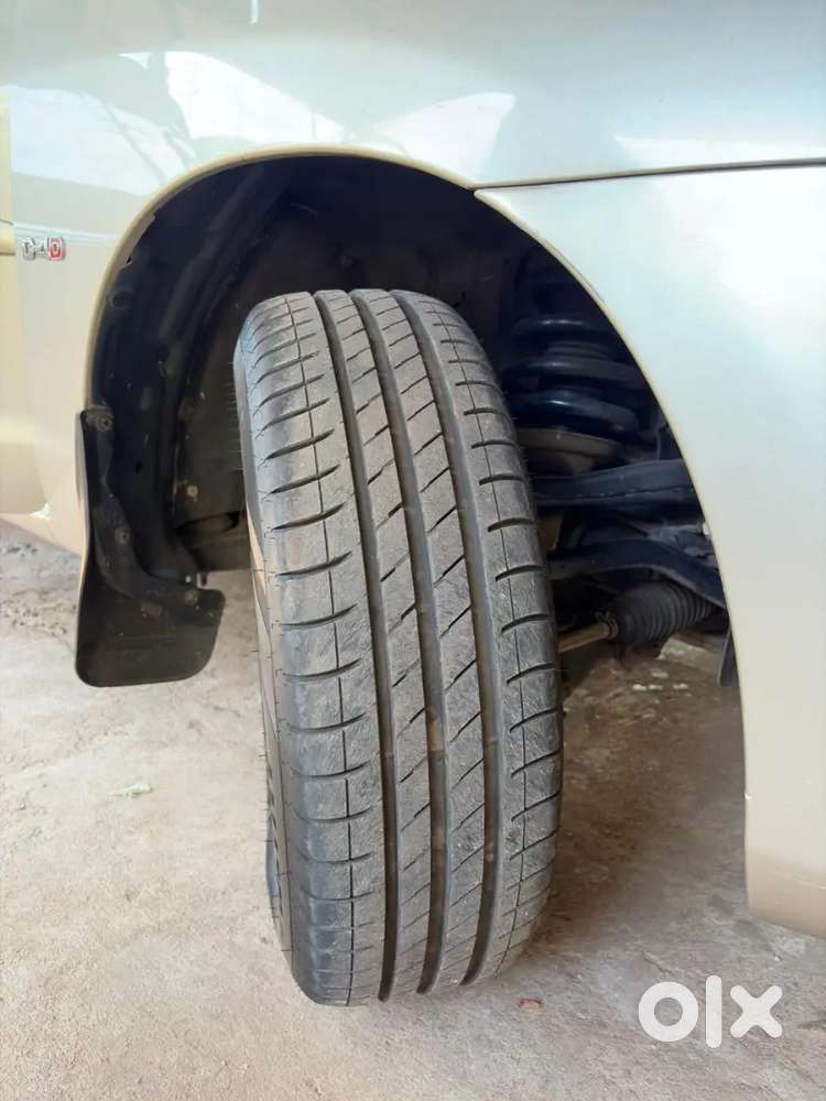 Toyota Innova V 2010 Diesel 137000 Km Driven