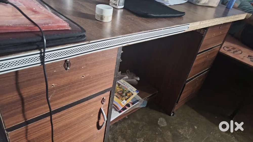 Counter table