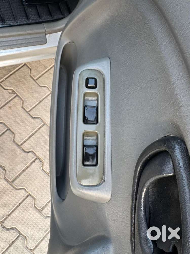 Maruti Suzuki Alto K10 Vxi, 2011, Petrol