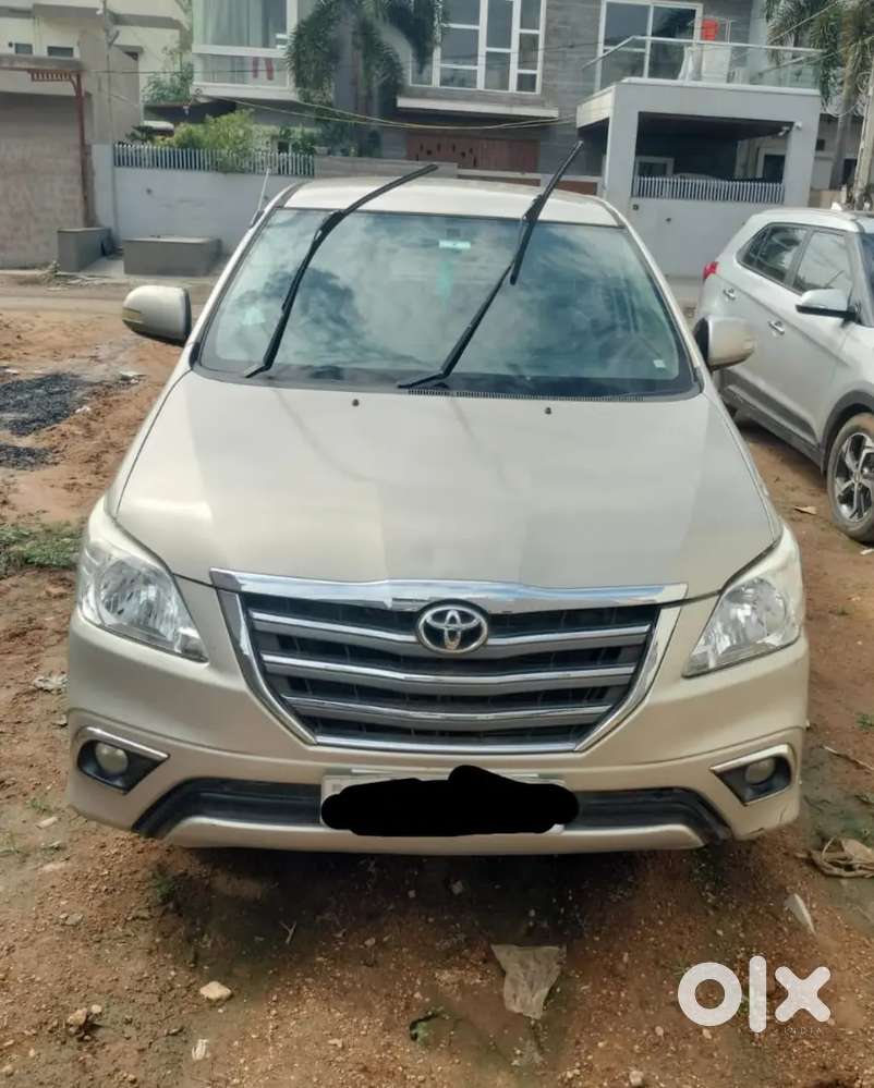 Toyota Innova Hycross 2015 Diesel 260063 Km Driven