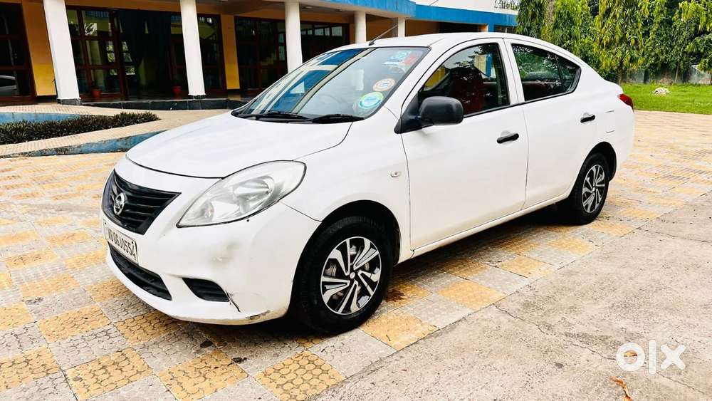 Nissan Sunny Xv, 2011, Petrol