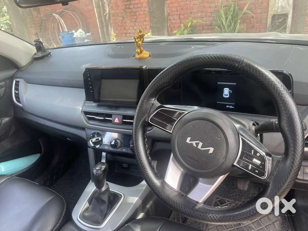 Kia Seltos 2024 Diesel Model With Touchscreen System