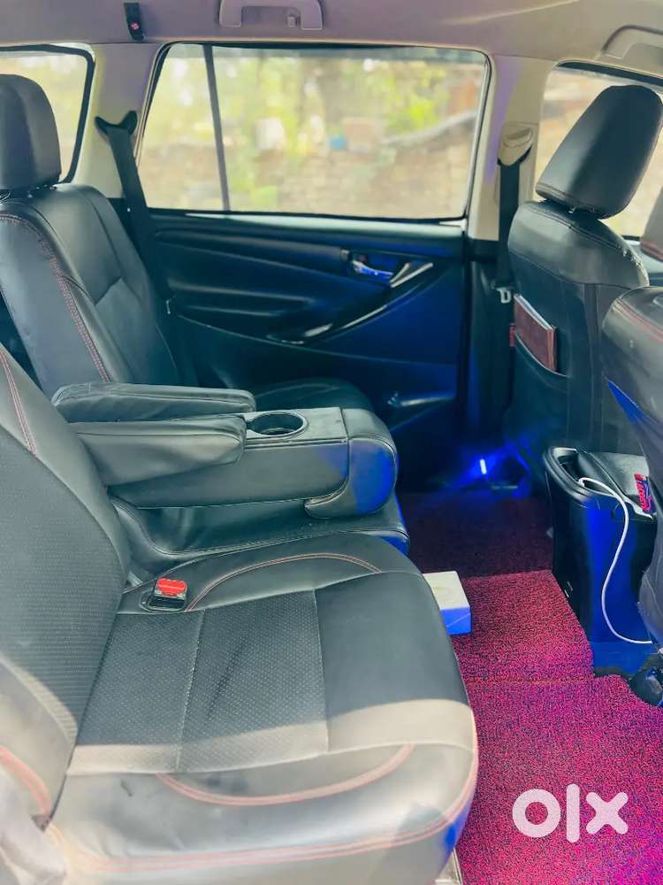 Toyota Innova Crysta 2023 Diesel 150000 Km Driven