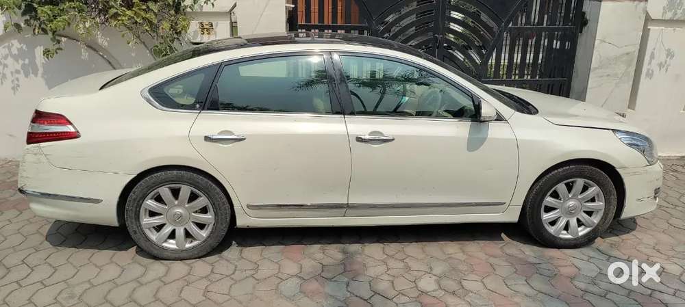 Nissan Teana Petrol 2010 Sports Model Double Sunroof