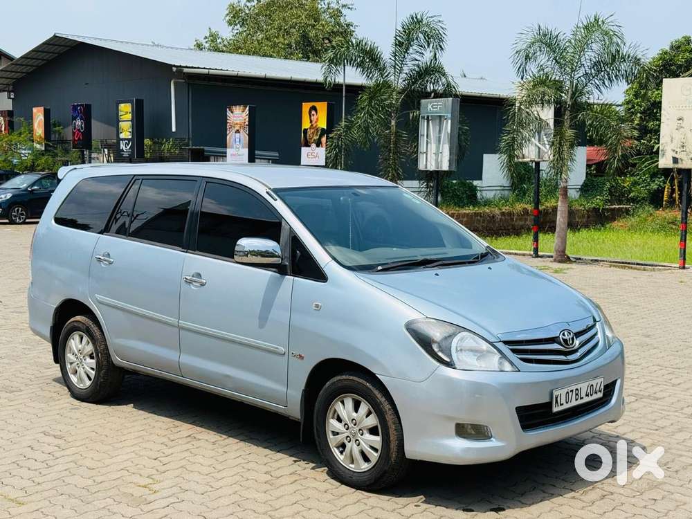 Toyota Innova 2009-2011 2.0 Vx 8 Str Bsiv, 2009, Diesel