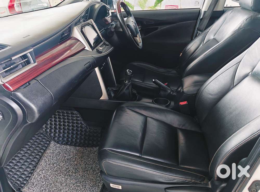 Toyota Innova Crysta 2.4 Zx Mt, 2016, Diesel