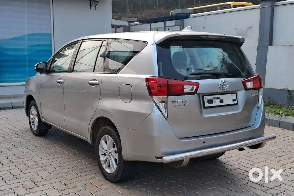 Toyota Innova Crysta 2016 G4