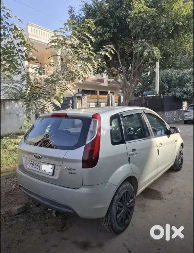 Ford Figo Diesel Lxi 2010