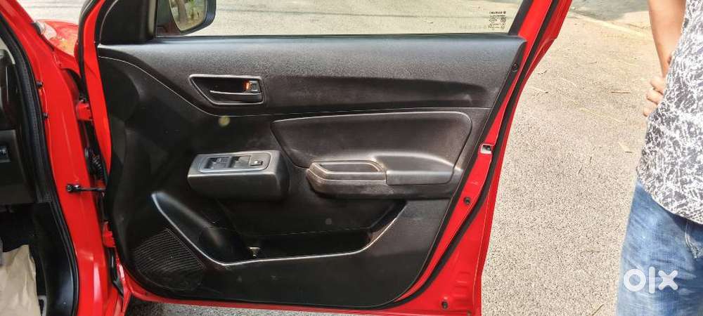 Maruti Suzuki Swift Lxi Optional-o, 2024, Petrol