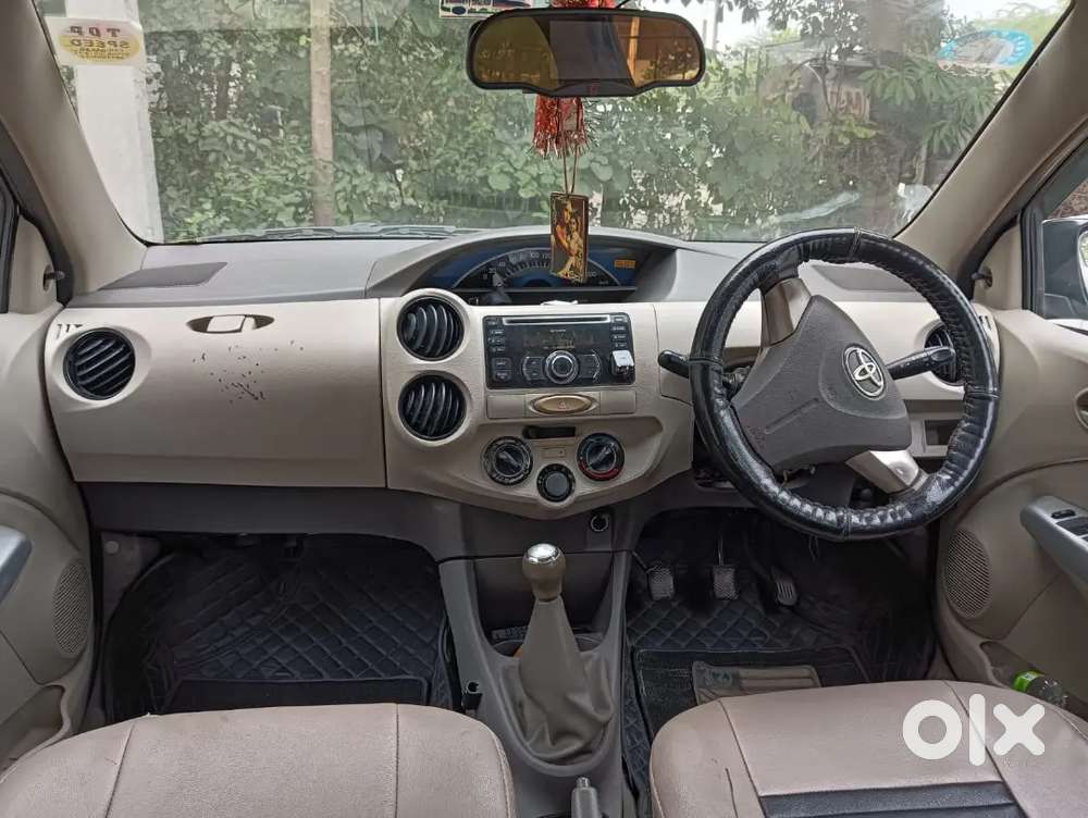 Toyota Etios Liva 2014