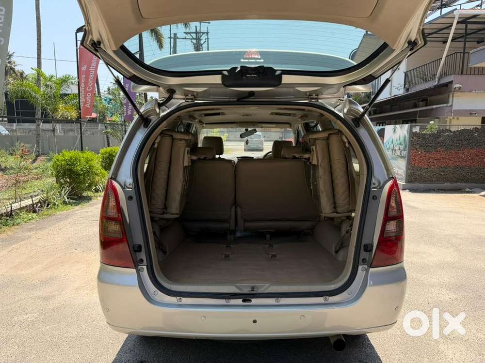 Excellent 2006 Innova 255k Full History At 3.75lakh