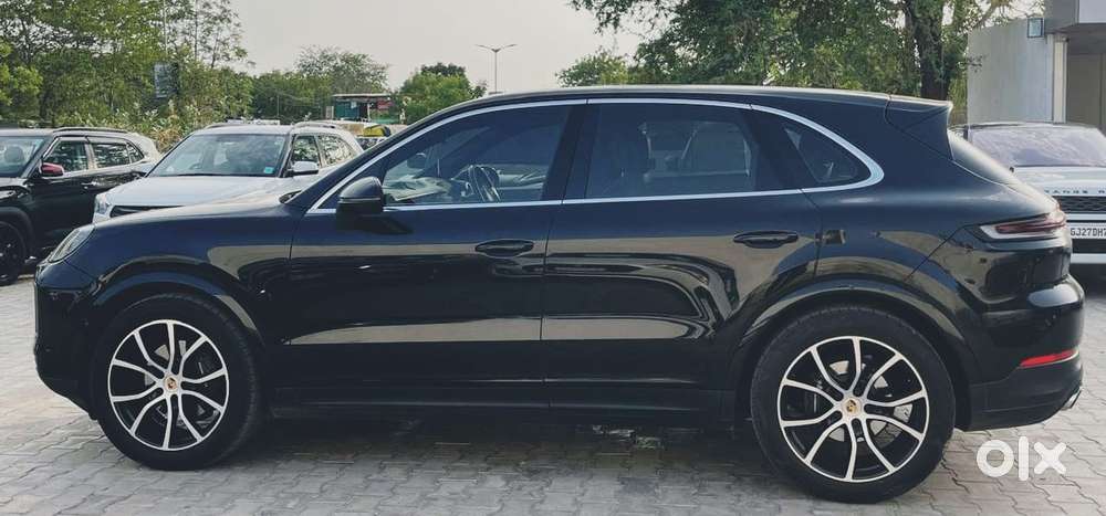 Porsche Cayenne Turbo S, 2024, Petrol
