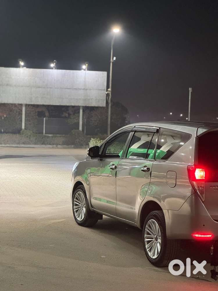Toyota Innova Crysta Diesel 2018 Year