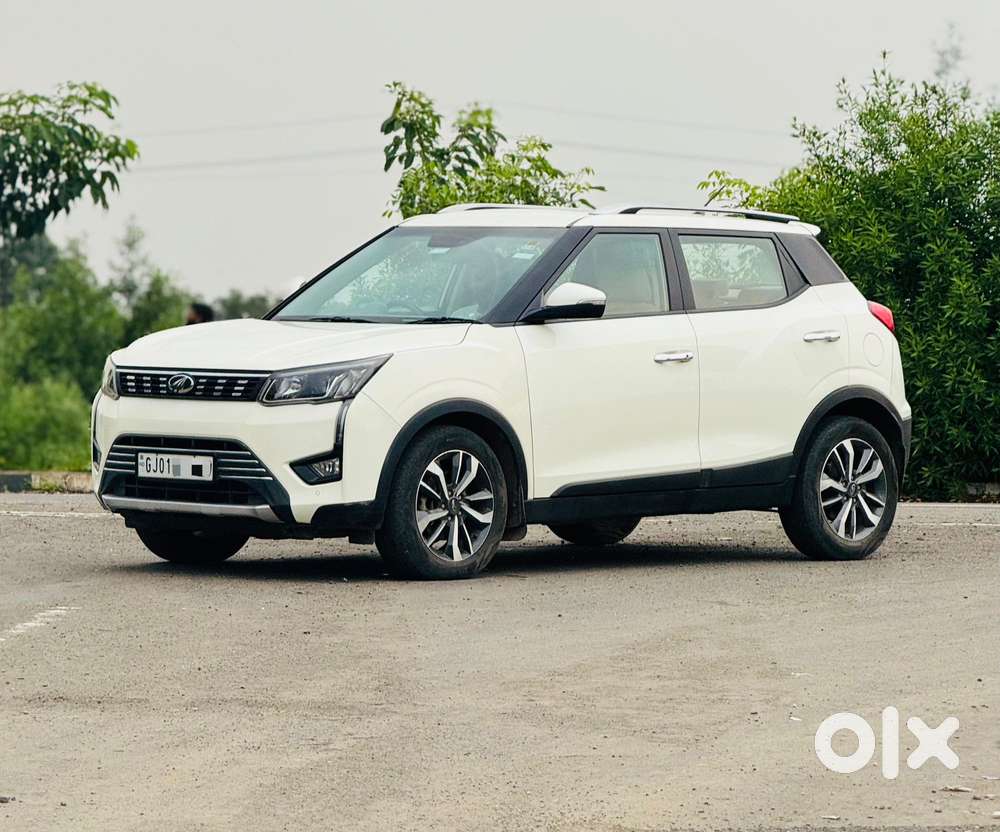 Mahindra Xuv300 W8 (o) 1.5 Diesel Amt, 2019, Diesel