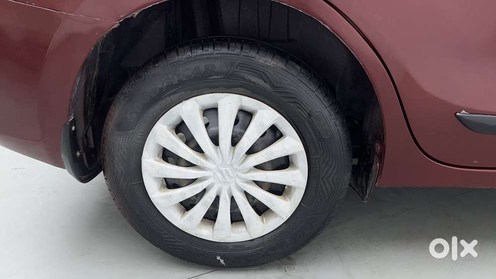 Maruti Suzuki Dzire 1.2 Vxi, 2017, Petrol