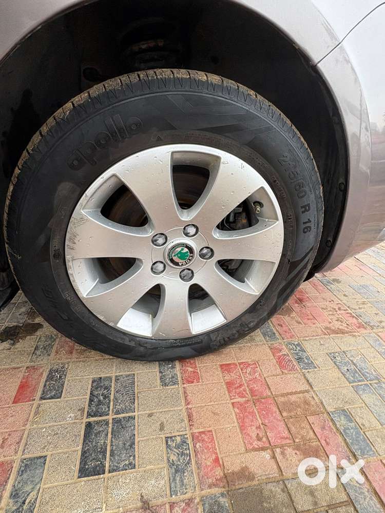 Skoda Superb Elegance 1.8 Tsi At, 2012, Petrol