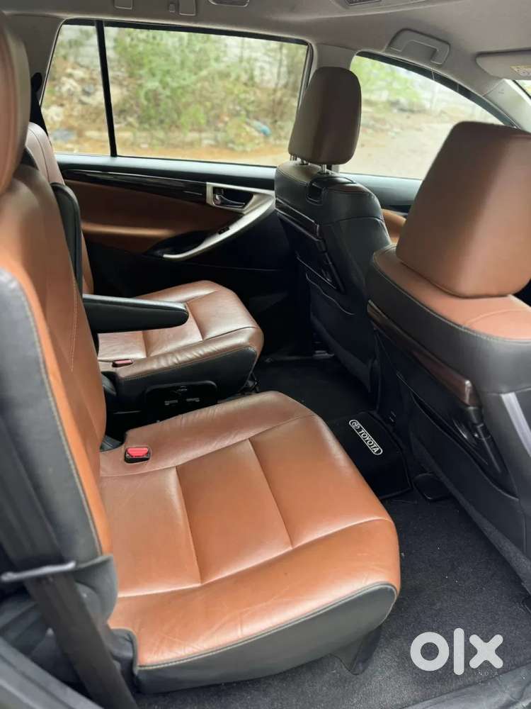 Toyota Innova Crysta 2.8 Zx At 7 Seater, 2018, Diesel