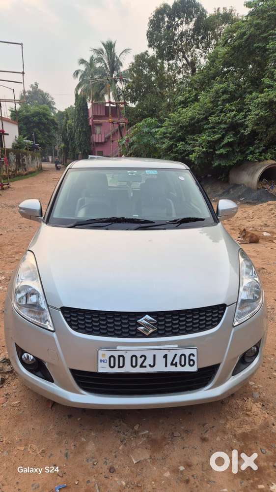 Maruti Suzuki Swift Vxi, 2013, Petrol