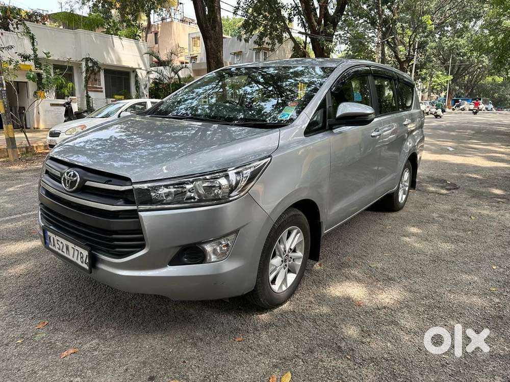 Toyota Innova Crysta 2.8 Gx At 8s, 2017, Diesel