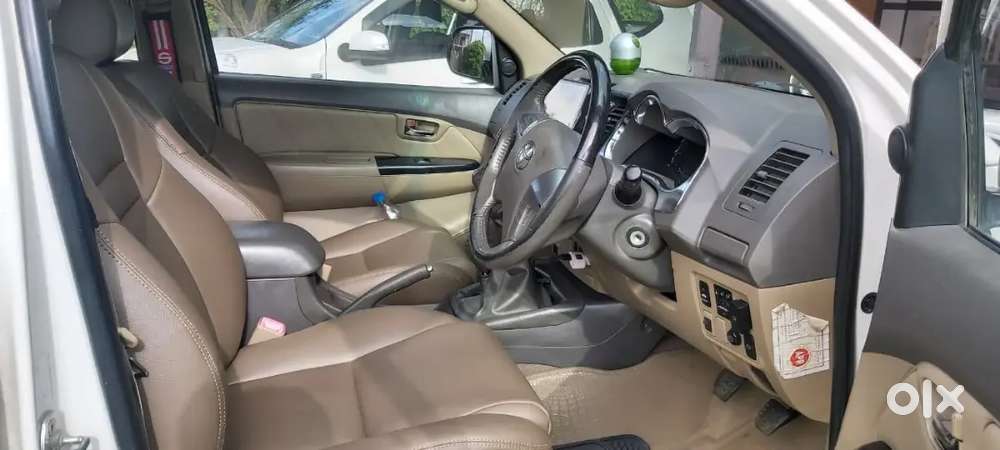 Toyota Fortuner Legender 2012 Diesel