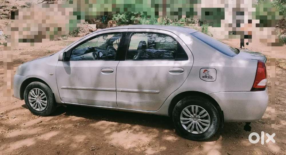 Do Gadi Already Padi Hai Ek Gadi Sel Karni Hai