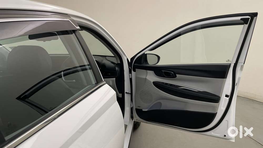 Hyundai New I20 1.2 Asta (o) Ivt, 2025, Petrol