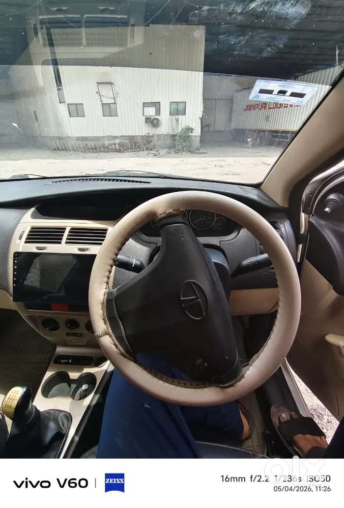 गाड़ी फर्स्ट ओनर मालिक है कोई प्रॉब्लम नहीं है