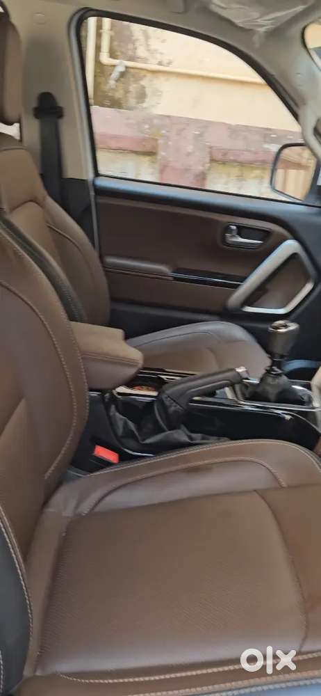 Mahindra Scorpio-n Z8 S 2024 Petrol 6500 Km Driven