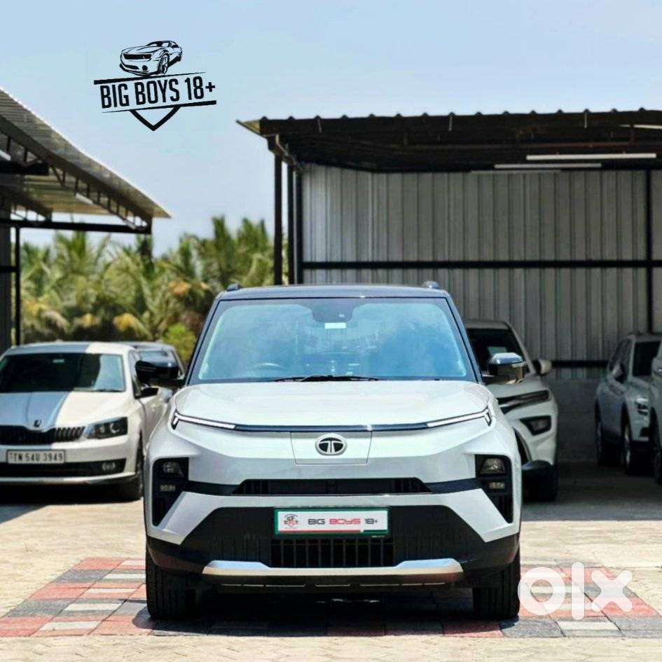 Tata Punch Ev Empowered Plus S Lr, 2025, Electric