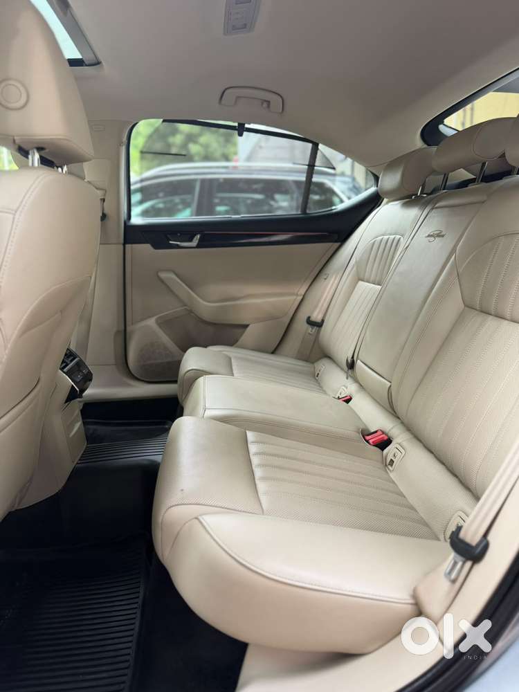 Skoda Superb 2.0 L&k Tsi At, 2019, Petrol