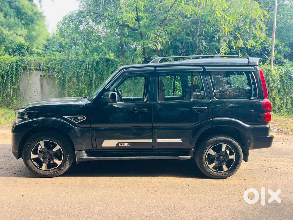 Mahindra Scorpio Classic 2.2 S 11 Mt 7 Cc, 2024, Diesel