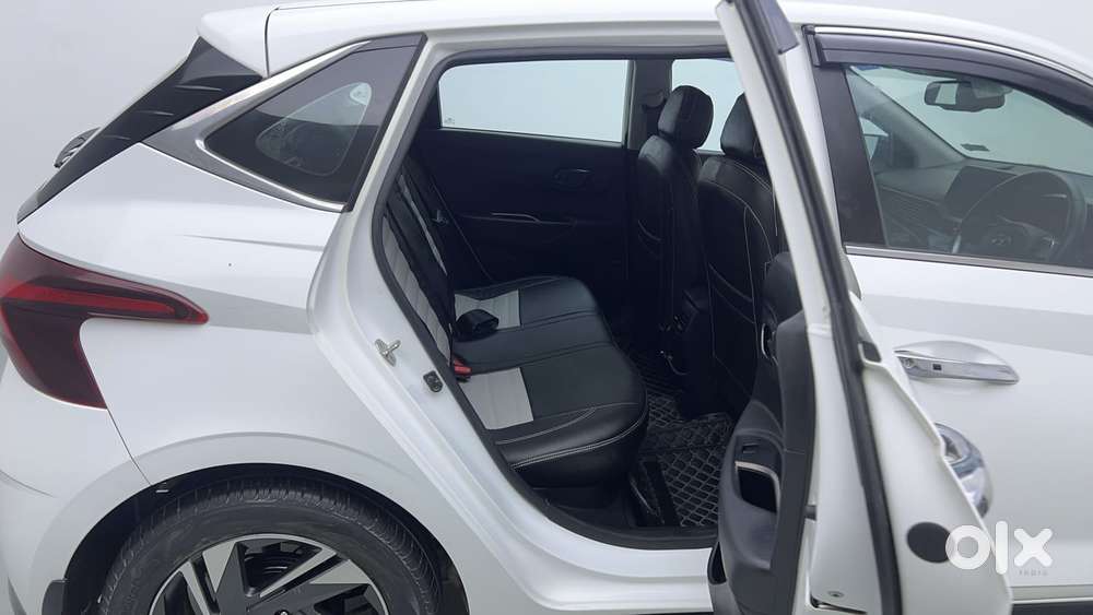 Hyundai I20 Asta (o) 1.2 Ivt, 2022, Petrol