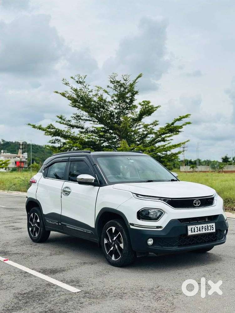 Tata Punch, 2022, Petrol