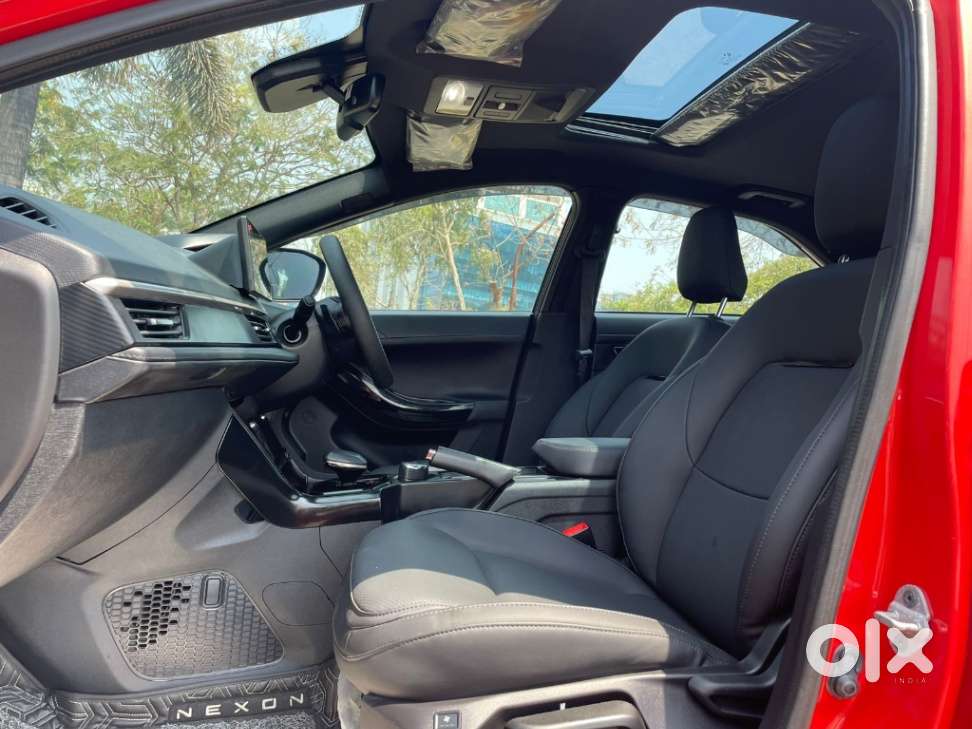 Tata Nexon Fearless Plus S 1.2 Revotron Petrol 7 Dca  Dt, 2023, Petr..