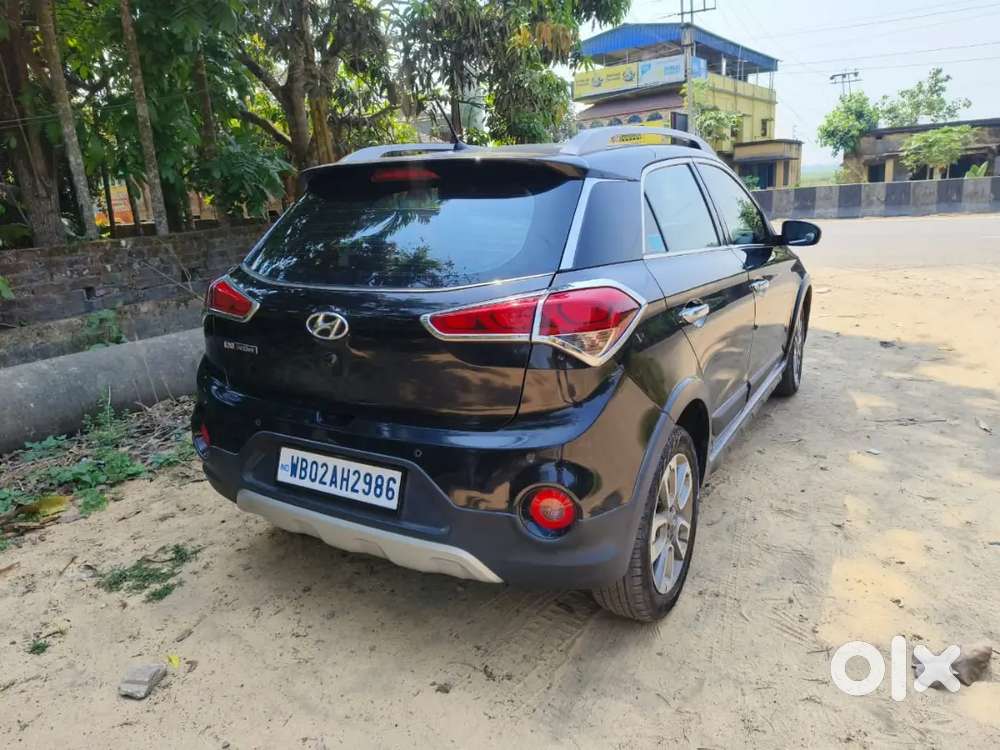 Hyundai I20 Active 2015 Petrol 1197 Km Driven