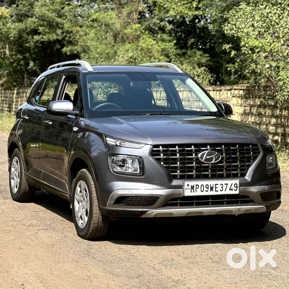 Hyundai Venue 1.2 S Plus, 2020, Cng & Hybrids
