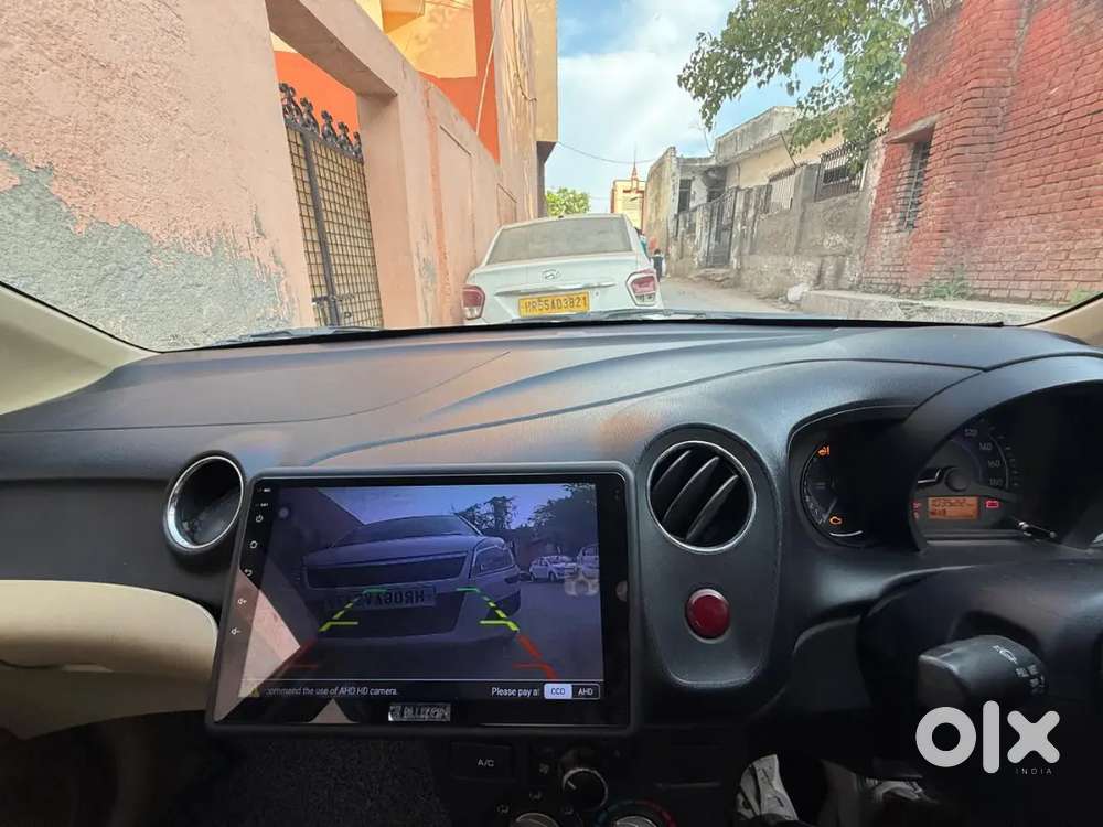 Honda Amaze 2015 Petrol Well Maintained