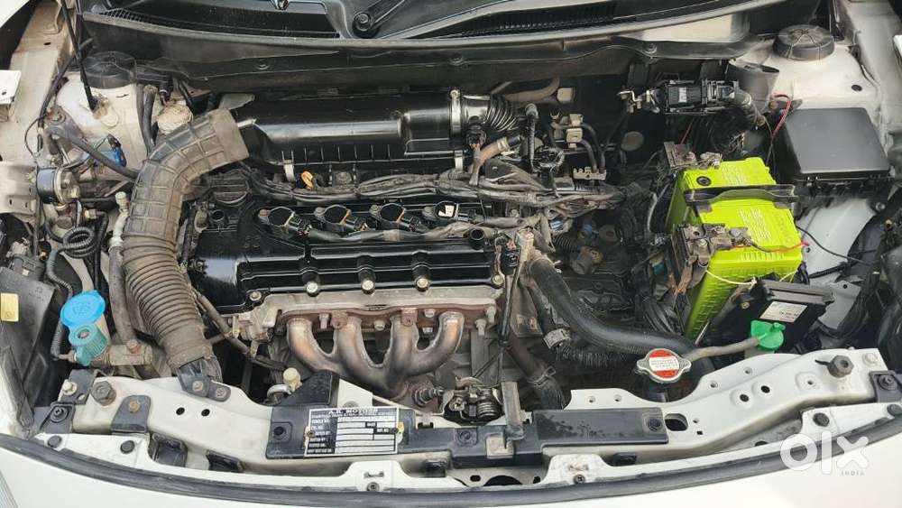 Maruti Suzuki Swift Dzire Lxi Option, 2017, Cng & Hybrids
