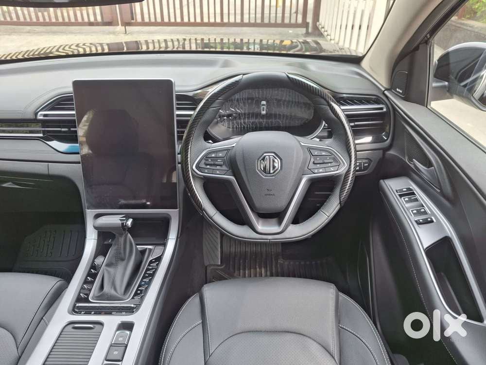 Mg Hector Blackstorm Cvt, 2025, Petrol