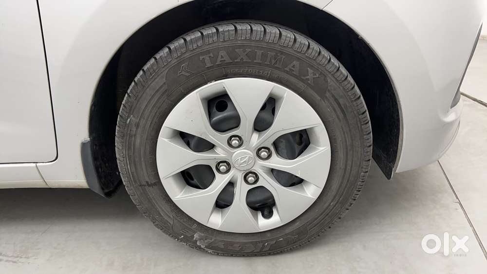 Hyundai Xcent Base 1.2, 2014, Petrol
