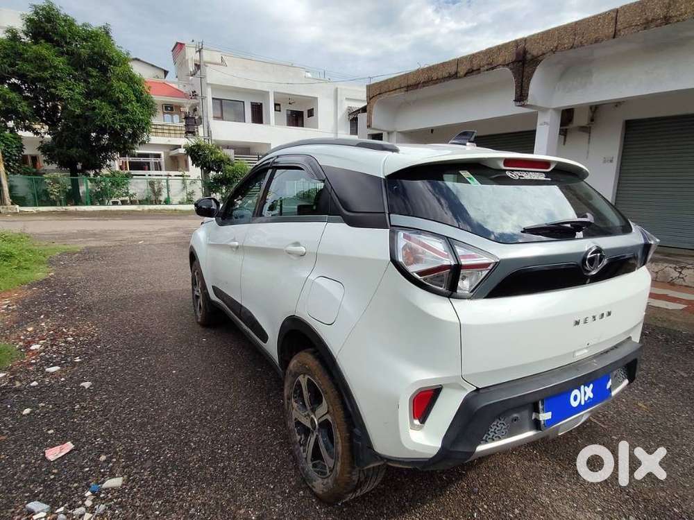 Tata Nexon 1.2 Revotron Xz Plus, 2021, Petrol