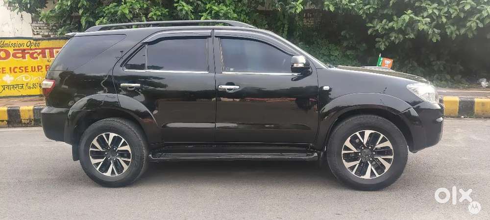 Toyota Fortuner 3.0 2010