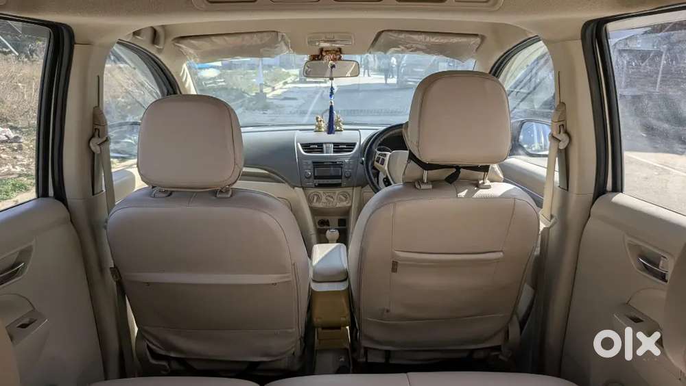 Maruti Suzuki Ertiga 2015 Petrol 96000 Km Driven-excellent Condition