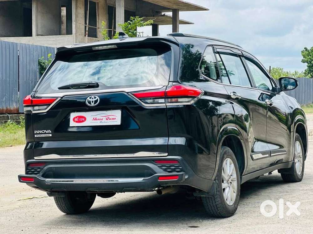 Toyota Innova Hycross 2.0 Gx 7 Str, 2023, Petrol